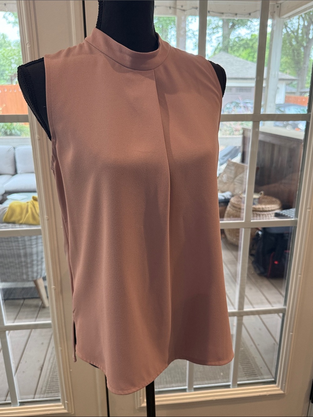 NWOT Ann Taylor Sleeveless Mock Neck Camisole in Blush